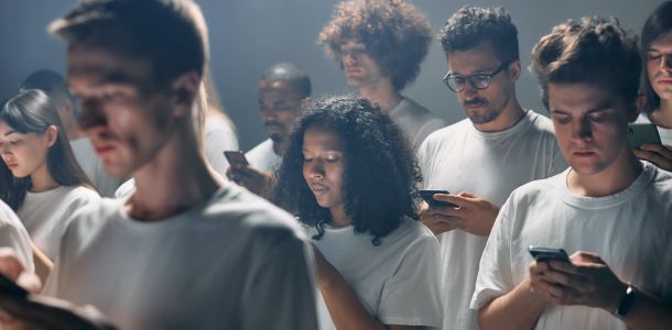 Dipendenze in adolescenza: rischi e soluzioni